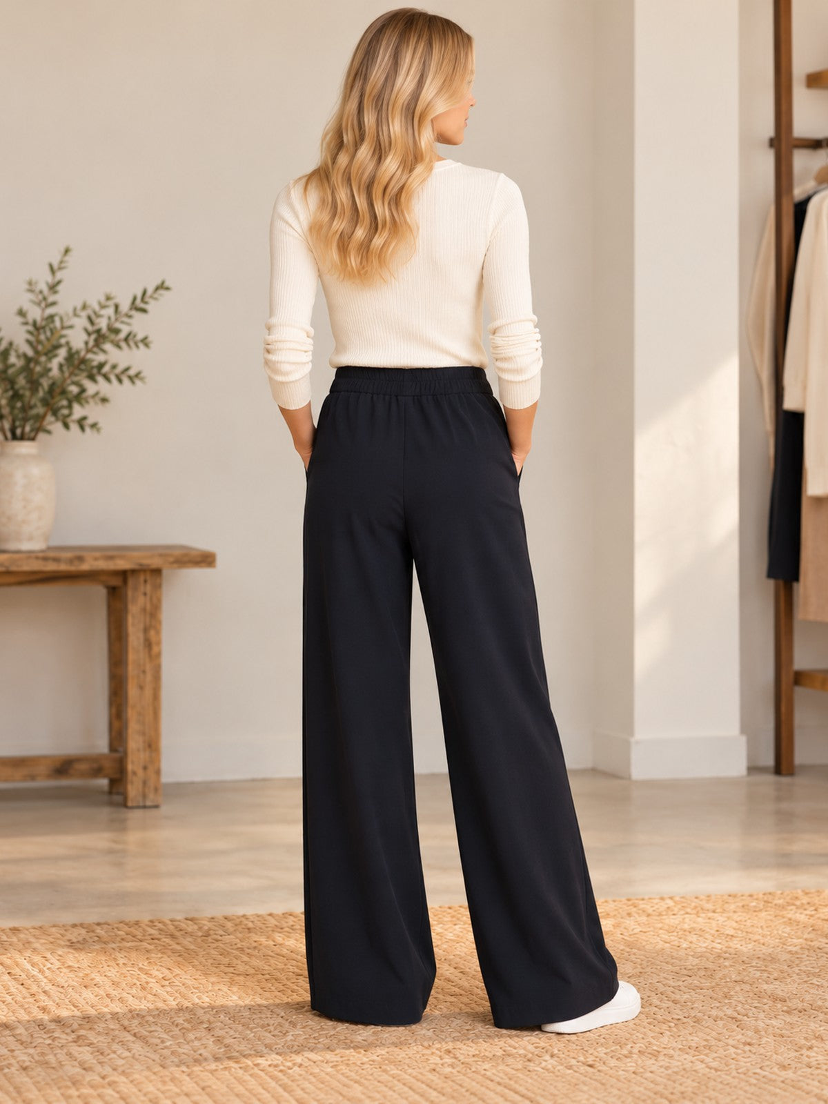 Pantalón Johnson oscuro con lazada espalda 1200 × 1600