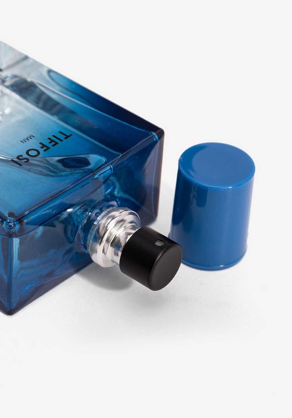 Perfume Tiffosi Man Free para hombre - detalle